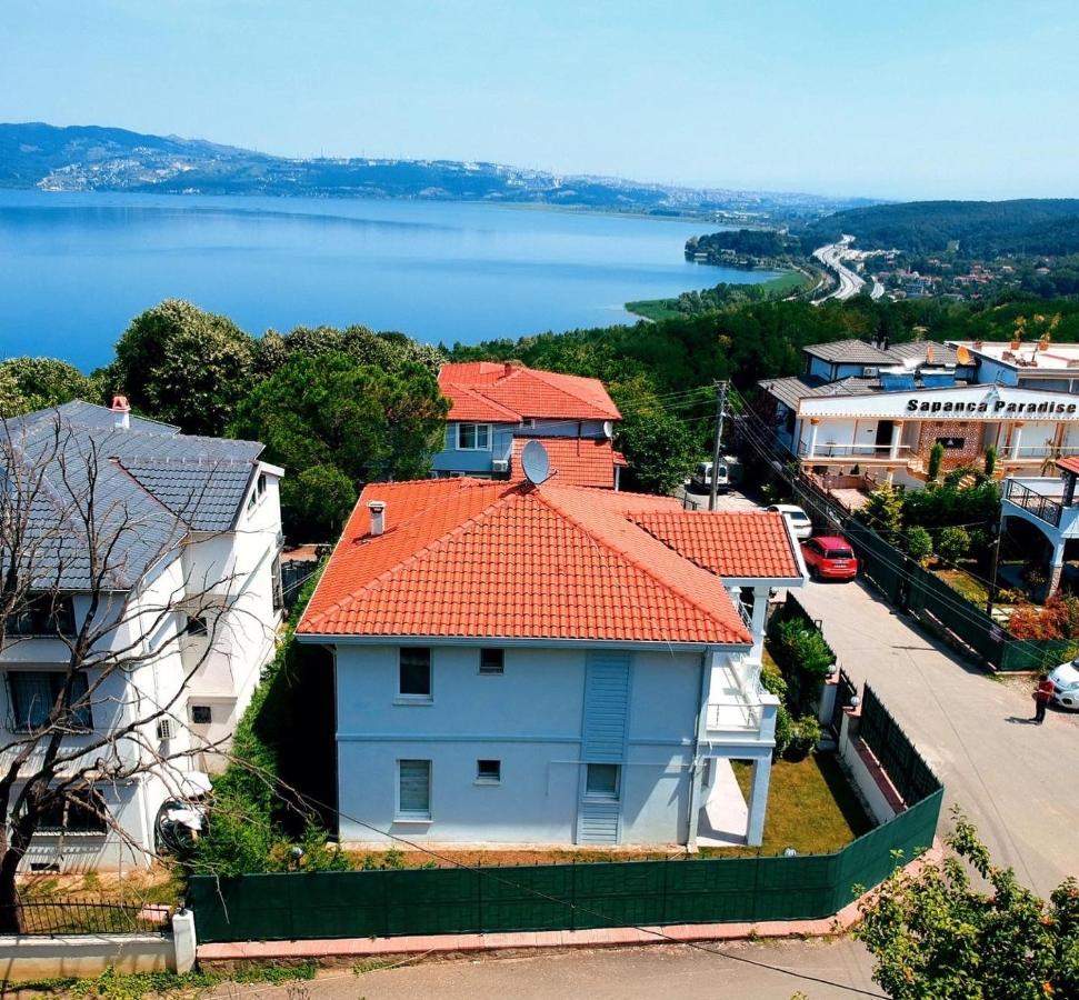 Sapanca Manzara Villa 2 Isitma Havuzlu Exterior photo